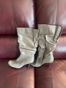 Guess lässige kniehohe modische Stiefel braun taupe Leder Damengröße 8M - Bild 1 von 6