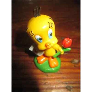 Tweety Bird Warner Bros. 1983 Figurine Bully West Germany Rose Love Letter - Picture 1 of 4