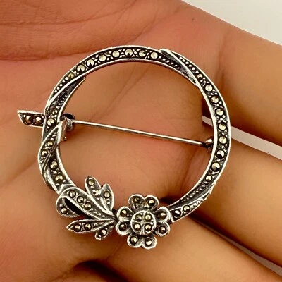 Vintage 925 Sterling Silver Revival Classic Marcasite Brooch (7g) - Image 1 of 4