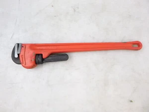 Rothenberger 70155 24"L 600mm 3" Capacity Cast Iron Straight Pipe Wrench - Picture 1 of 4