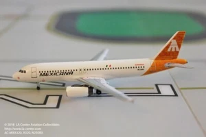 Aeroclassics Mexicana Airbus A320 in Old Color Diecast Model 1:400 - Picture 1 of 1