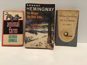 Lot Of 3 Classic PB For Whom the Bell Tolls Animal Farm War Of The Worlds - Bild 1 von 6