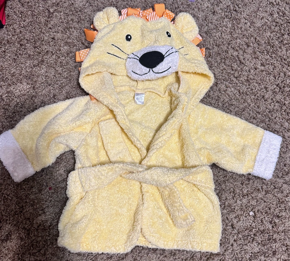 Baby Aspen Hooded Towel Terry Cloth Robe Yellow Lion w/ belt sz 0-9 mos - Image 1 of 4
