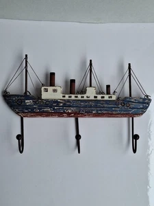Rustic Sailboat Decorative Wood and Metal Wall Hook Ship Nautical Hanging - Bild 1 von 5