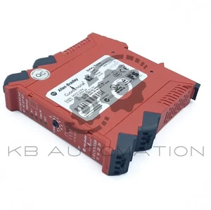 Allen-Bradley 440R-D22R2 Guardmaster Safety Relay (GSR), Dual Input (DI) - Picture 1 of 2