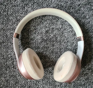 Beats by Dr. Dre Solo2 B0534 Wireless Headband Headphones - Picture 1 of 15