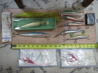 Vintage Saltwater fishing lures (Junk batch) (lot#16884) - Image 1 of 4