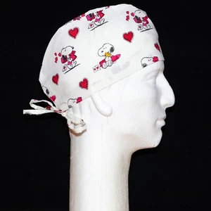 Peanuts Gang Snoopy Valentine's Day Love Letters on White theme scrub hat - Picture 1 of 1