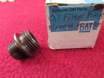 NOS 1969 CORVETTE C3 427 CID L88 FILTRO DE ACEITE ELEMENTO DE MONTAJE AL CONECTOR DEL MOTOR Foto 1 de 4