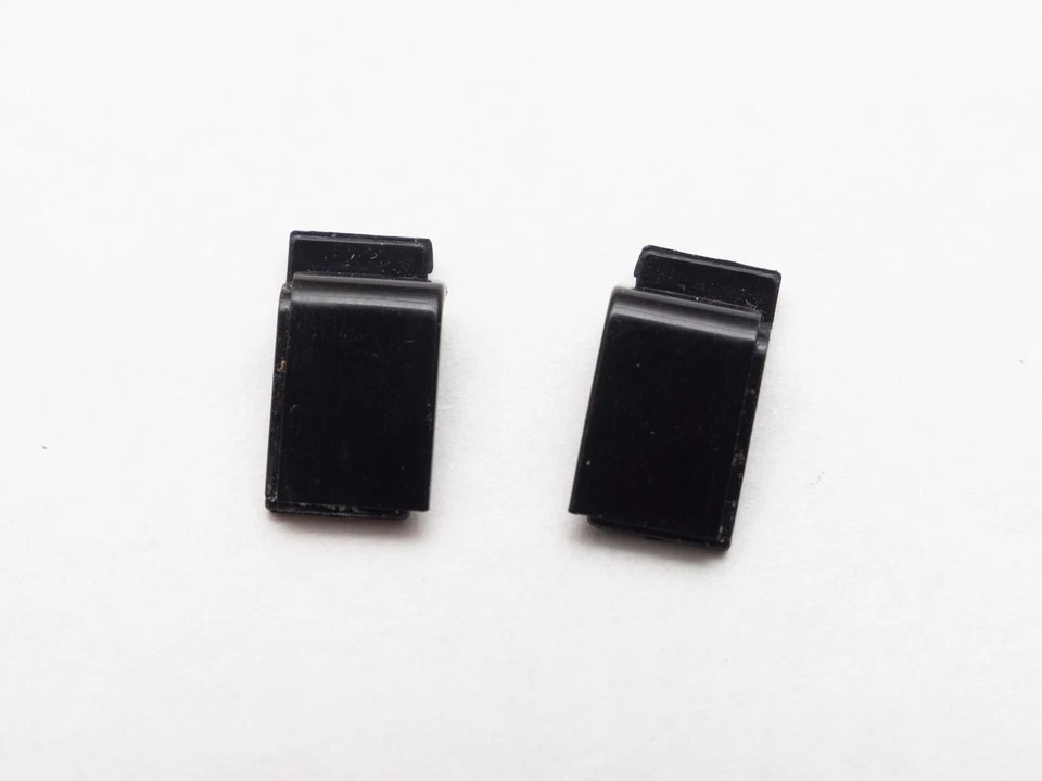 Piezas Nikon FM2n - Deflectores de luz externos laterales de caja de espejo Foto 1 de 1