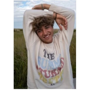 American Eagle The Summer I Turned Pretty XXL Unisex Long sleeve Sweatshirt - Picture 1 of 9