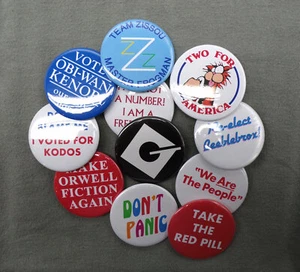 MemoraDelia Build Your Own 3-Tasten-Set 2,25" große Tasten Pinbacks Zitate SF - Bild 1 von 13