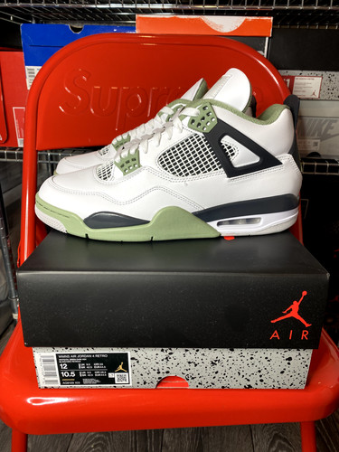 Jordan 4 Seafoam Oil Green UK 9.5 NUOVO DI ZECCA VENDITORE DI FIDUCIA✅