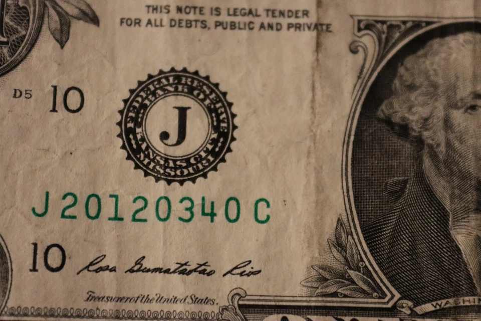 ONE DOLLAR FANCY BIRTHDAY/ANNIVERSARY NOTE [MARCH 4, 2012]  SN # J 20120340 C - Image 1 of 3