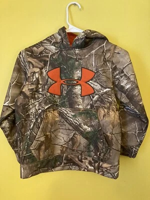 Under Armor real tree camo hoodie￼  Ysm 124 409748 - Image 1 of 4