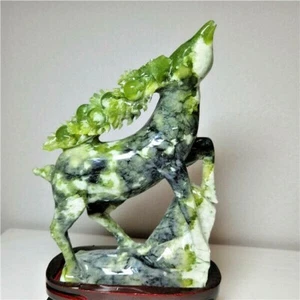 1960g handgeschnitzte Muster aus Naturjade Hirsch Wohndeko Exemplare + Ständer - Bild 1 von 12