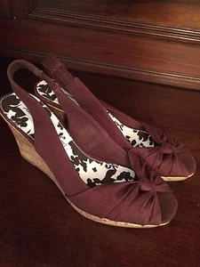 American Eagle Outfitters NWOT Brown Canvas Women's Wedge Sandals Size 9 1/2 M - Picture 1 of 10