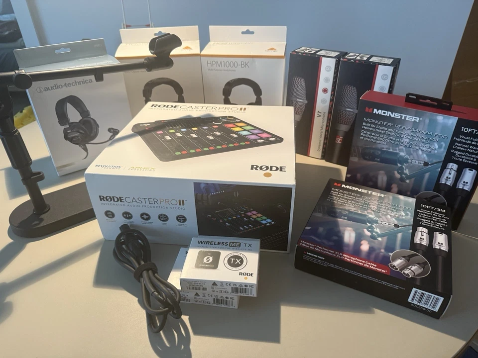 RODECASTER Pro II Podcast Bundle For 3+ sE V7 Mics, 3 Headsets Audi-Technica. - Image 1 of 4