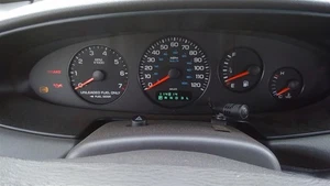 Speedometer Head Only Convertible MPH US Market Fits 00 SEBRING 261347 - Picture 1 of 10