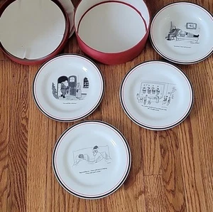 THE NEW YORKER HOLIDAY CHRISTMAS 8" DESSERT PLATES SANTA CARTOONS SET OF 4 - Picture 1 of 8