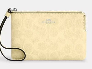 Coach Eck-Handgelenktasche mit Reißverschluss NEU in Gelb/Heu Signatur Canvas - Bild 1 von 1
