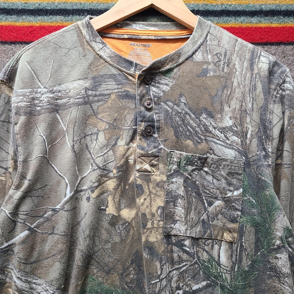 Realtree Camo Long Sleeve Shirt Mens Large Woodland Hunting - Image 1 of 4