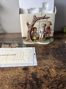 Figura Hummel Tres niñas columpio y balanceo 2004 caja original y papeleo BH233 - Imagen 1 de 12