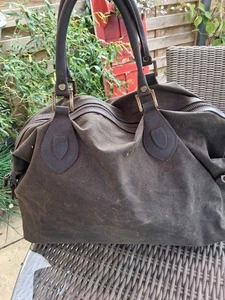 Bolso de hombro verde de cuero de cera Barbour Weekend - Imagen 1 de 23