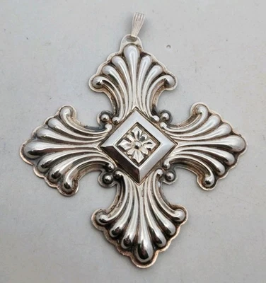 Adorno de cruz de Navidad de plata esterlina Caña y Barton 1973 Foto 1 de 4