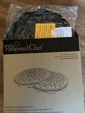 New Pampered Chef Microwave Chip Maker Set of 2 Potato Chips 1241