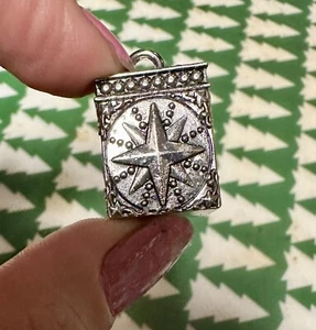 Prayer Wish Box Pendant With 3 Kings Inside - Picture 1 of 6