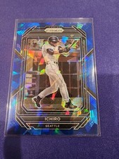 2023 Prizm Baseball Ichiro Blue Cracked Ice SP #32 - Seattle Mariners Legend