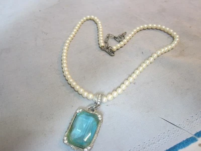 Juego de perlas cultivadas de piedra marina aguamarina con astillas de diamante Foto 1 de 2