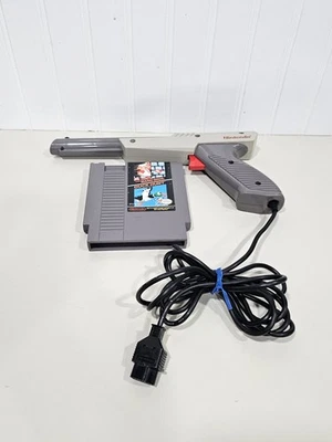 Официальный серый контроллер Nintendo Zapper Light Gun с игрой Super Mario Duck Hunt - Изображение 1 из 4