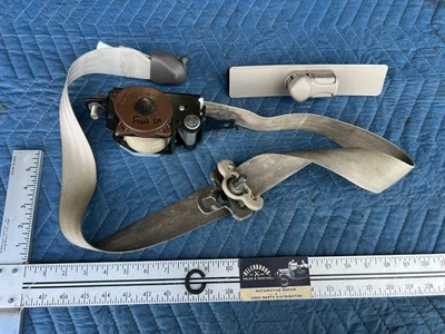 1998-2002 Honda Accord TK-A73-J986 Front Driver Seatbelt Retractor LH #1966CN - Image 1 of 4