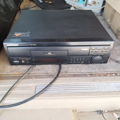 Pioneer Black Laser Disc CLD-S303 CDV LD Player Japan CD Playback Karaoke - Image 1 of 4