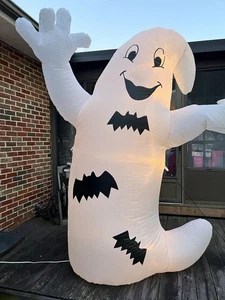 Vintage Gemmy 8 Foot Inflatable Ghost With Black Bats Halloween Yard Decoration - Picture 1 of 12
