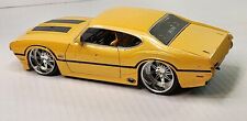 Diecast Jada 1970 Oldsmobile 442 Yellow Collectible Car 1/24 (Missing  Grill)
