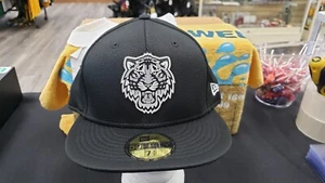 NWT DETROIT TIGERS CLUB HOUSE BLK/WHT FITTED CAP HAT NEW ERA 59FIFTY 5950 7 1/2 - Picture 1 of 5