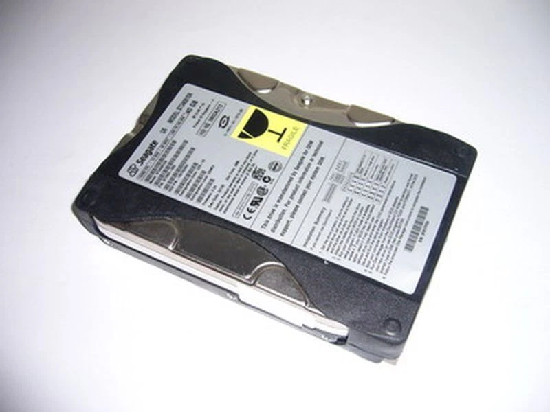 30GB Ide Seagate ST330621A 2MB Puffer - Image 1 of 1
