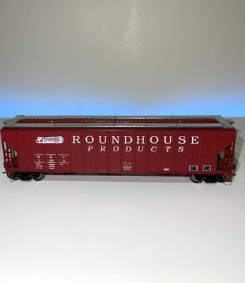 Roundhouse HO Covered Hopper - Roundhouse Products MDC 992   - Image 1 of 4