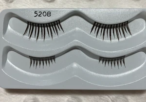 Dollspart 5208 Sugar obere & untere Puppe Wimpern DUNKELBRAUN (OBEN 7/8" x 3/8") - Bild 1 von 4