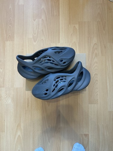 Yeezy Foam RNR Taglia UK10