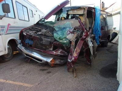 Rear Axle Srw Disc Brakes 9.75" Ring Gear Fits 02-07 FORD E350 VAN 2084338 Foto 1 de 4