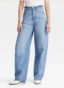 Universal Thread Damen High Rise Curved Leg Relaxed Jeans helle Waschung Gr. 2R - Bild 1 von 3