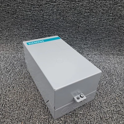 Siemens CLHCG03120 Contactor CLHC003 - Image 1 of 4