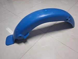 SUZUKI 1979 TS125N-TS125C-DS125-DS100-TS100N REAR FENDER PLASTIC BLUE NOS JAPAN - Picture 1 of 6