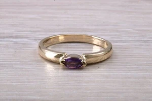 Zierlicher Ring mit Amethyst im Marquiseschliff besetzt Gelbgold - Bild 1 von 12