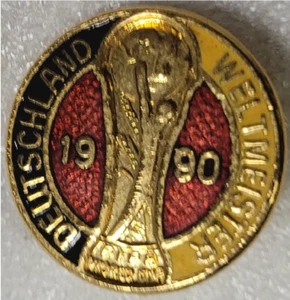 Fußball Football Badge DFB Anstecknadel FIFA WM WC 1990 DEUTSCHLAND WELTMEISTER - Picture 1 of 2