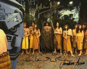 Doctor Who Autograph: ADRIAN MILLS, GRAHAM COLE, GLEN MURPHY &J EVANS (Kinda) - Imagen 1 de 1